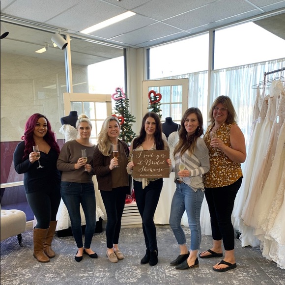 Meet your Posher - Picture 1 of 1